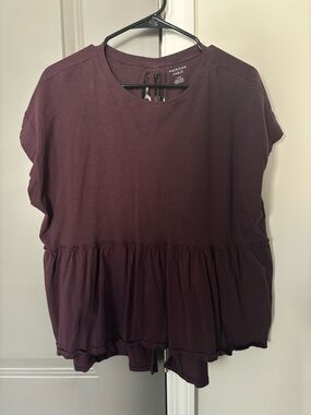 AE Short Sleeve Peplum Top